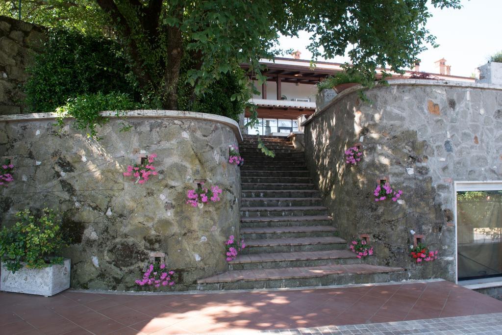 La Locanda Del Pontefice - Luxury Country House Hotel Marino Kültér fotó